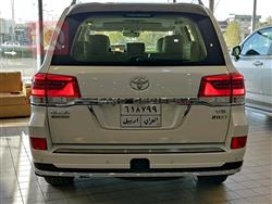 تۆیۆتا لاند کروزەر